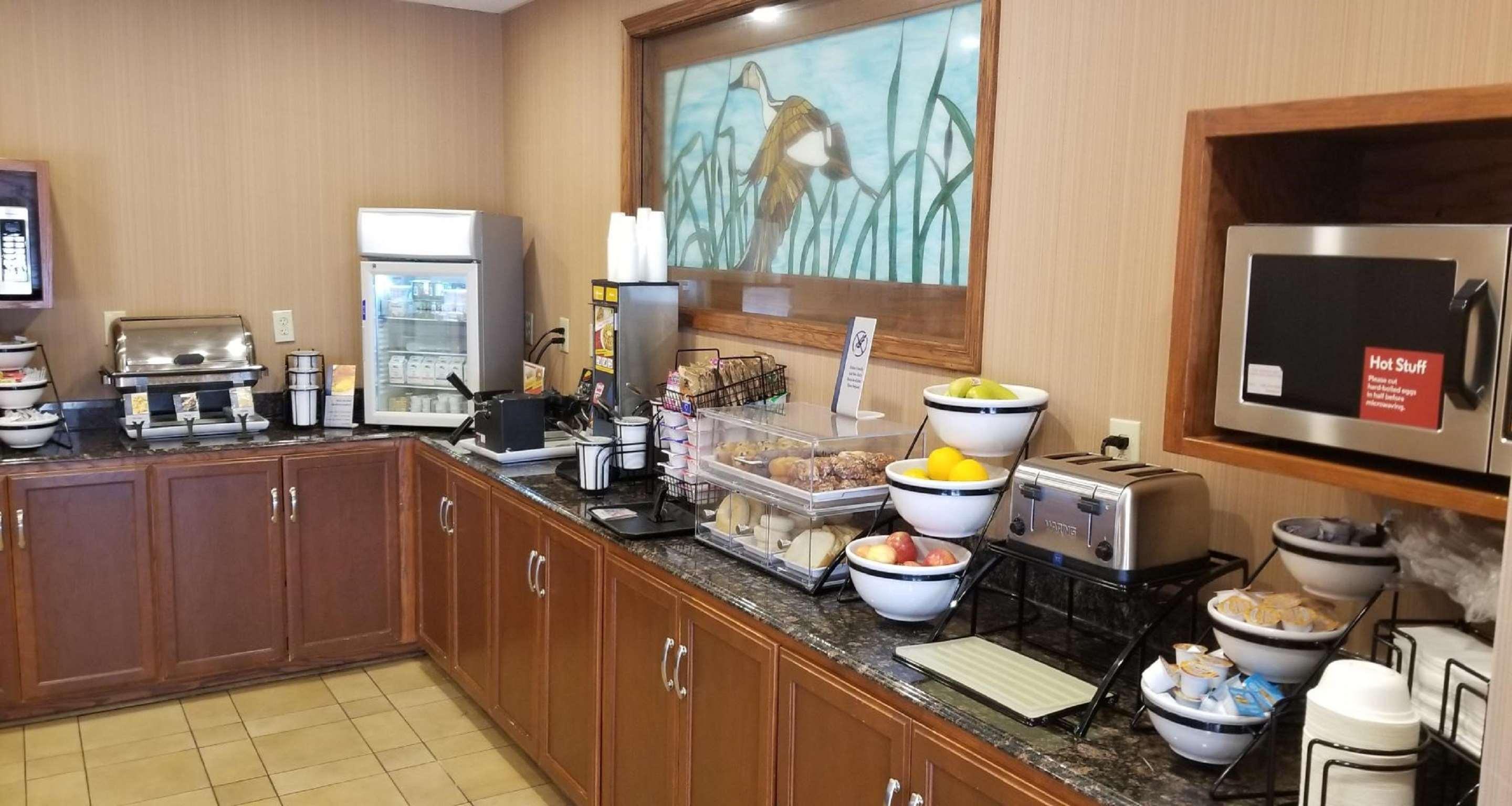 Best Western North Roanoke Troutville Exterior photo