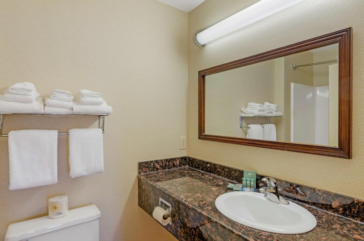 Best Western North Roanoke Troutville Exterior photo