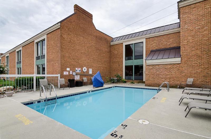 Best Western North Roanoke Troutville Exterior photo